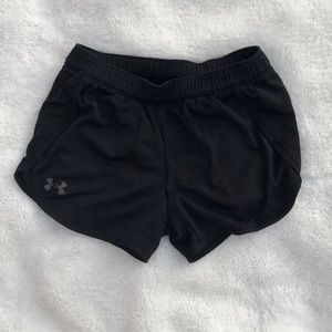 Underarmor black basic shorts